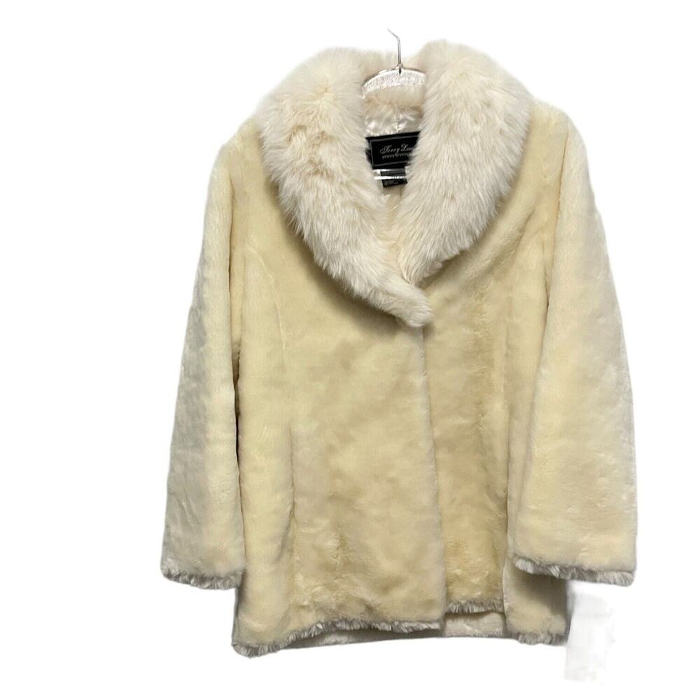 Terry Lewis Faux Fur Coat Women Size XS Winter White Cream New W Tag Bride Event